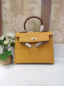 Hermes Handbags 539